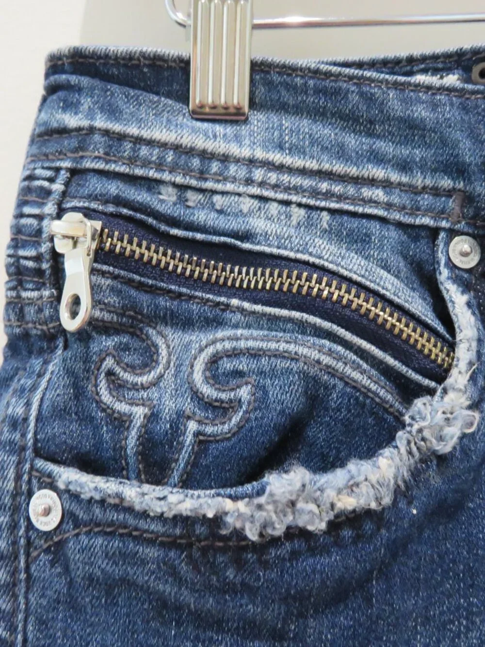 ROCK REVIVAL Daviday Moto Stretch Distressed Jeans Blue Denim Size 29 Western